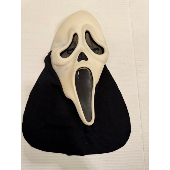 Scream Ghost Face Easter Unlimited Inc. Vintage Halloween Mask - Picture 1 of 7